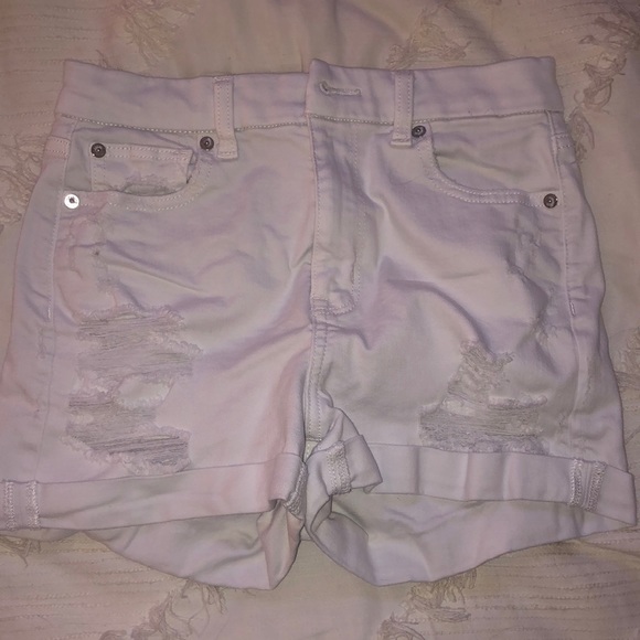 white jean shorts - Picture 1 of 3
